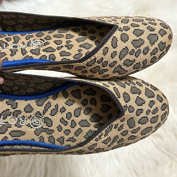 ROTHYS round toe washable cheetah flats - Picture 5 of 7